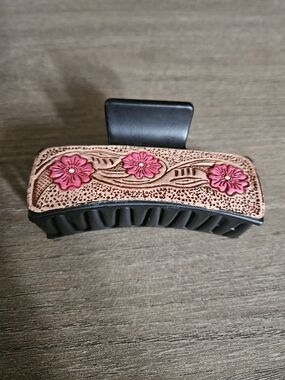 Pink Floral Leather Hair Claw Clip - Women Accessories - NWOT